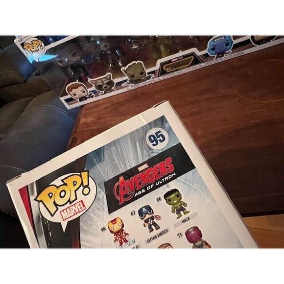 Funko Pop Marvel Scarlet Witch #95 Avengers Age of Ultron - Picture 9 of 9